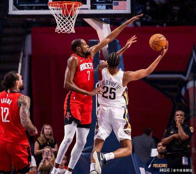 法国杯关键时刻再迎强敌，纽约尼克斯绝杀压哨，主帅态度：悬念犹存，年轻球员得到机会 