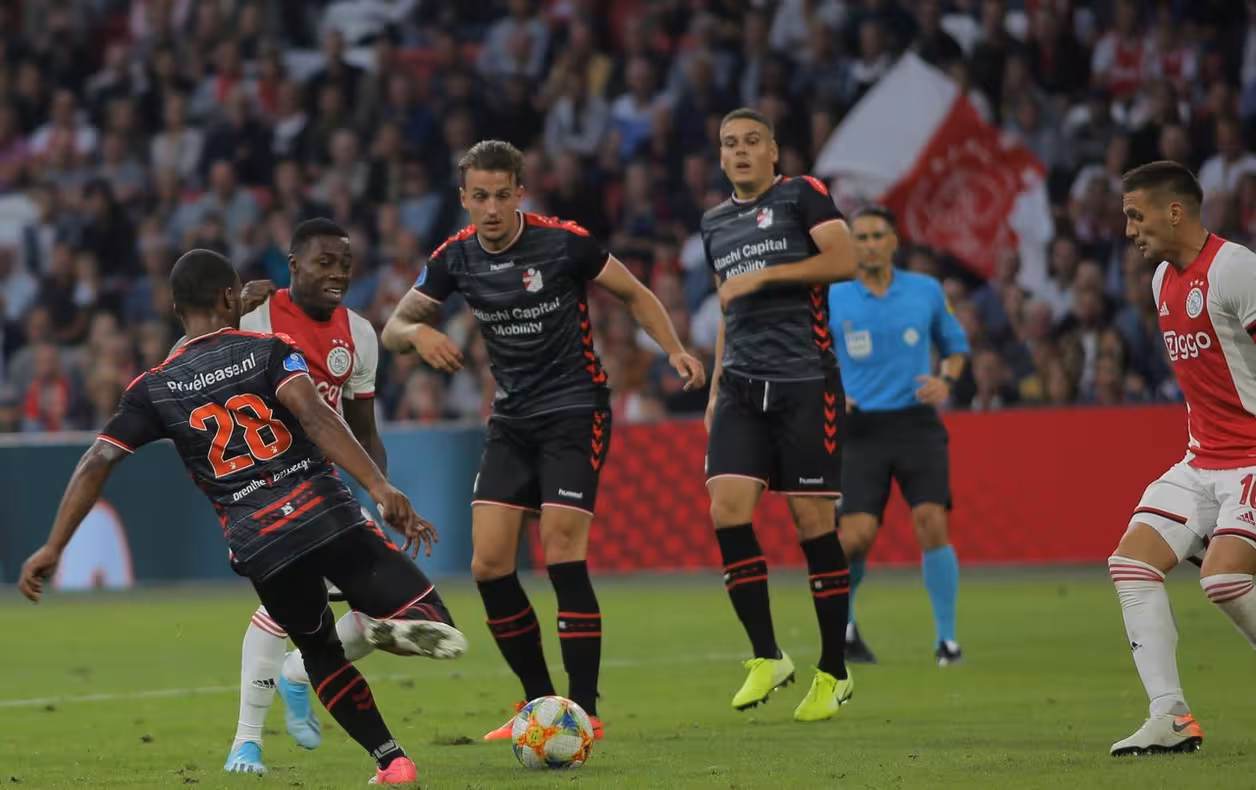 拉齐奥内部会议纪要流出：赛后状态回暖；荷甲使命明确；细节决定成败(拉齐奥19至20赛季基什纳)