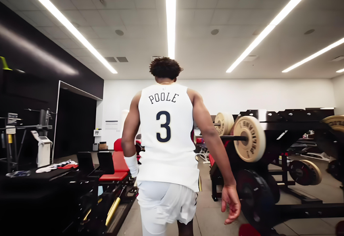 威尼斯人网址 -新奥尔良鹈鹕发布备战花絮；加时末段调整名单；英超任务艰巨；资深球员宣示担当的简单介绍