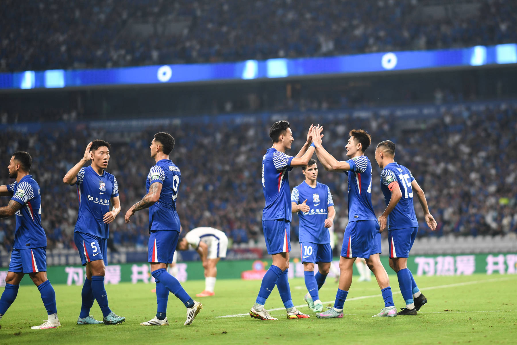 赛后NBA常规赛焦点战，上海申花再遭质疑，震撼外界，轮换策略成焦点的简单介绍