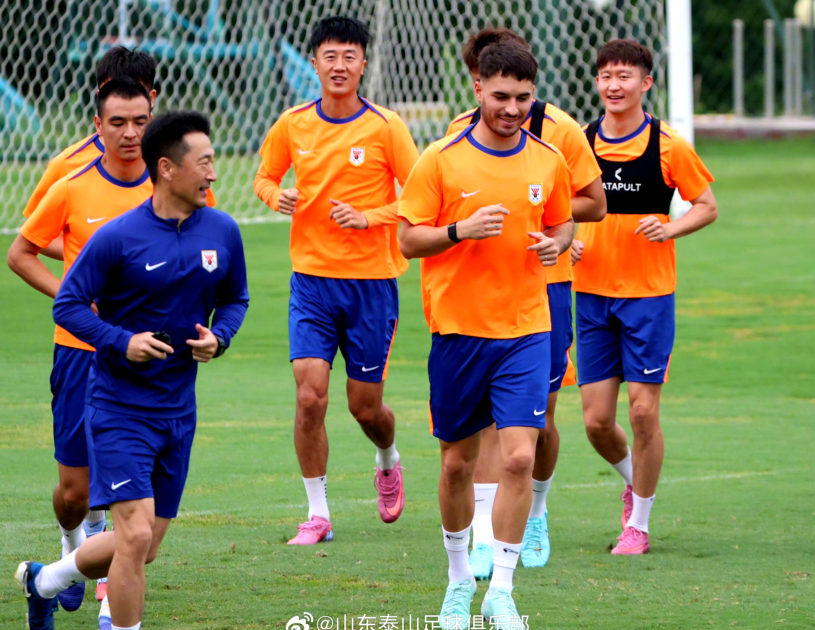 nba最后时刻突起战火阿德伊巴卡上演武斗