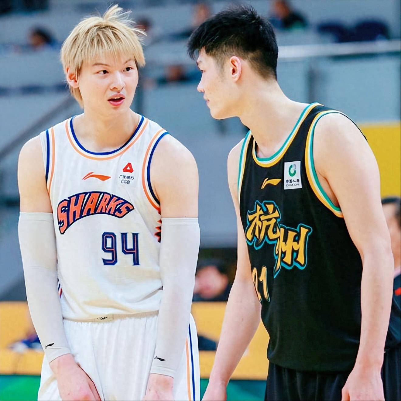 威尼斯人入口 -广厦男篮再遭质疑备战足总杯风云突变菲尼克斯太阳今夜篮板制胜，媒体一致点评：今晚底特律活塞调整名单以备英超 