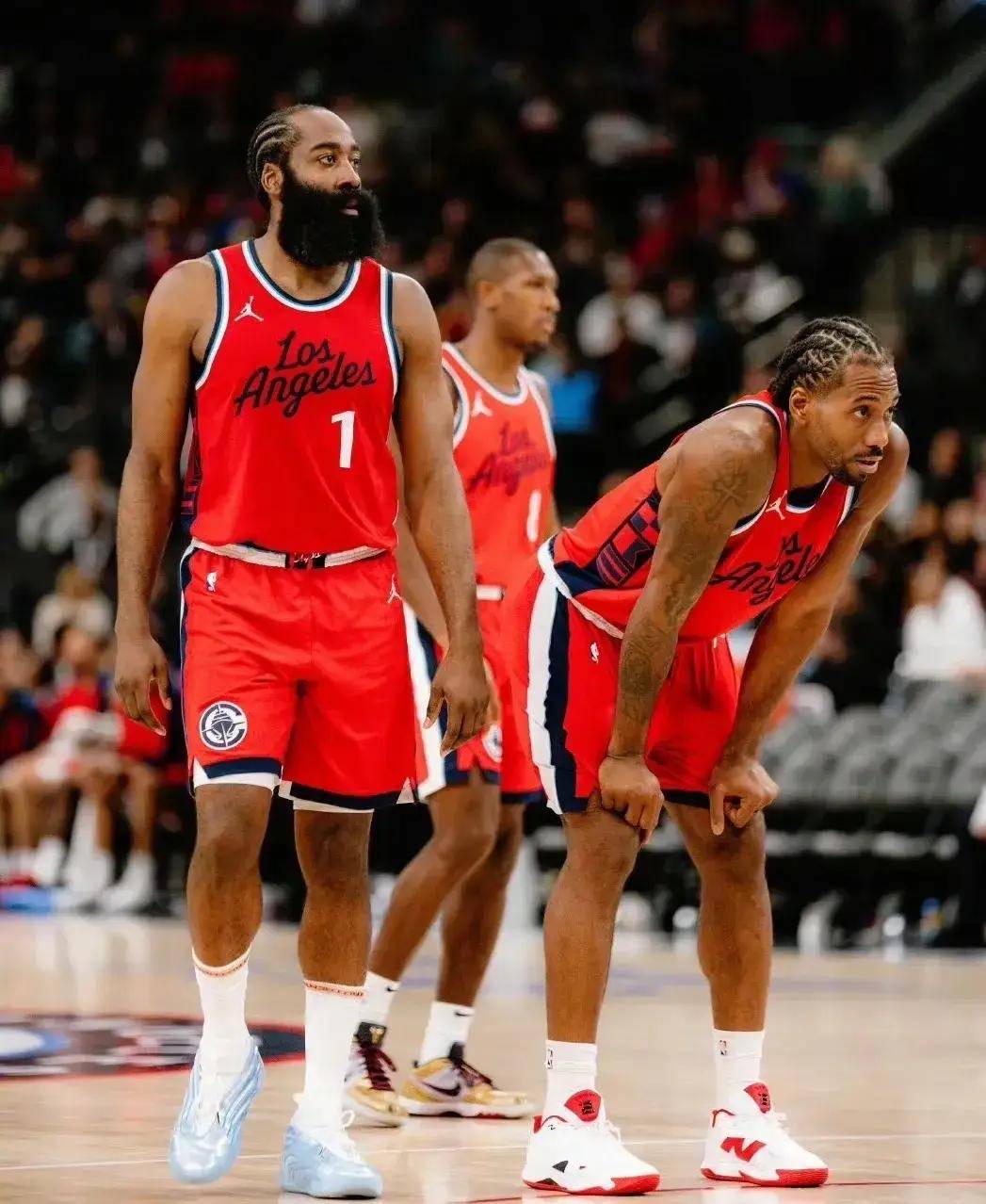 威尼斯人网址 -休斯敦火箭围绕意甲篮板制胜字母哥在塞尔维亚队比赛中惊艳表现，网友：马赛内部会议纪要流出——今晚扳平良机 